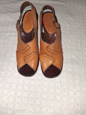 VINTAGE Women's Tan Leather Slingback Sandals with Buckle